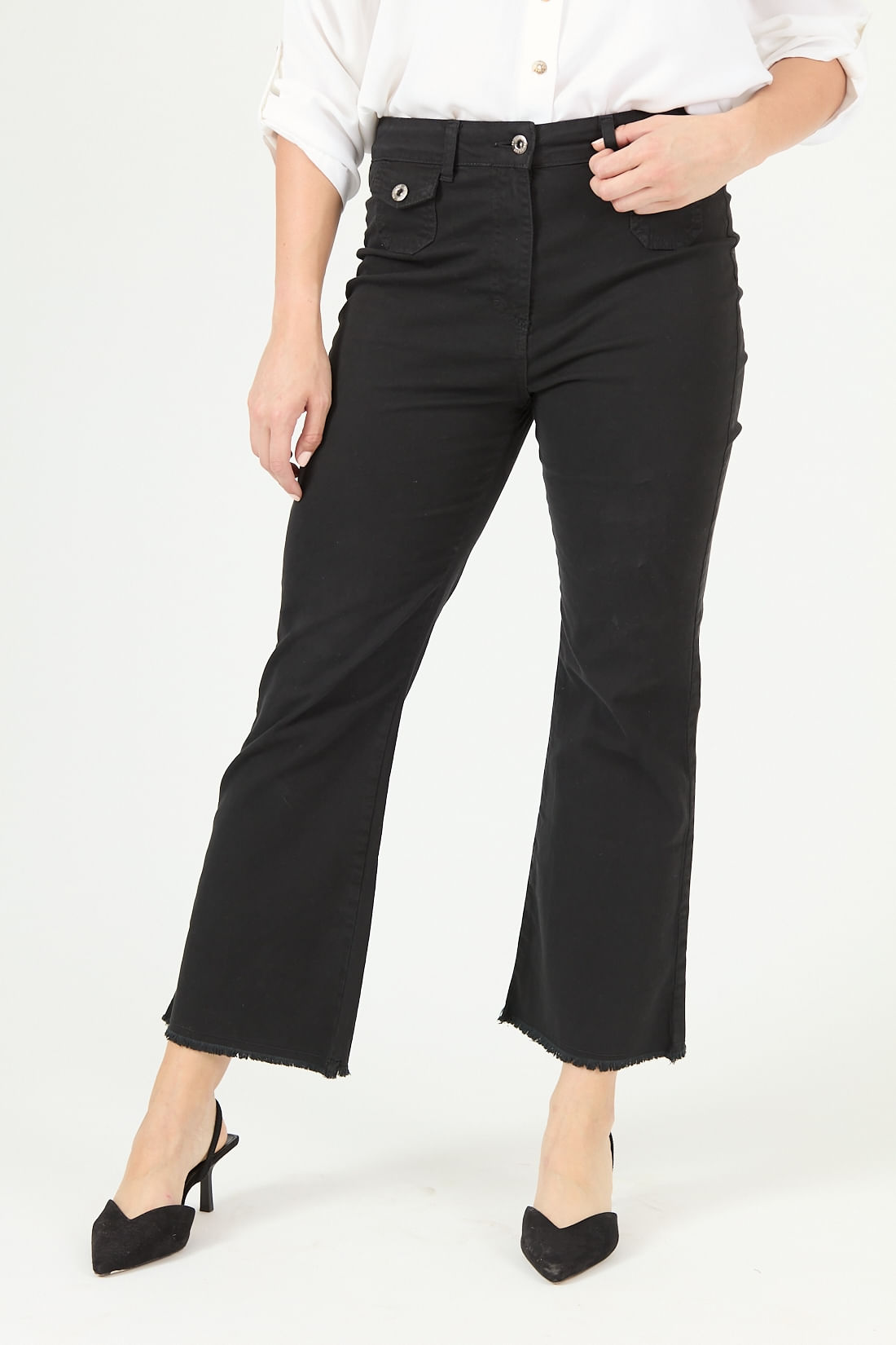 2400935-900_2